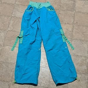 Zumba Cargo pants size medium *see all photos/desc